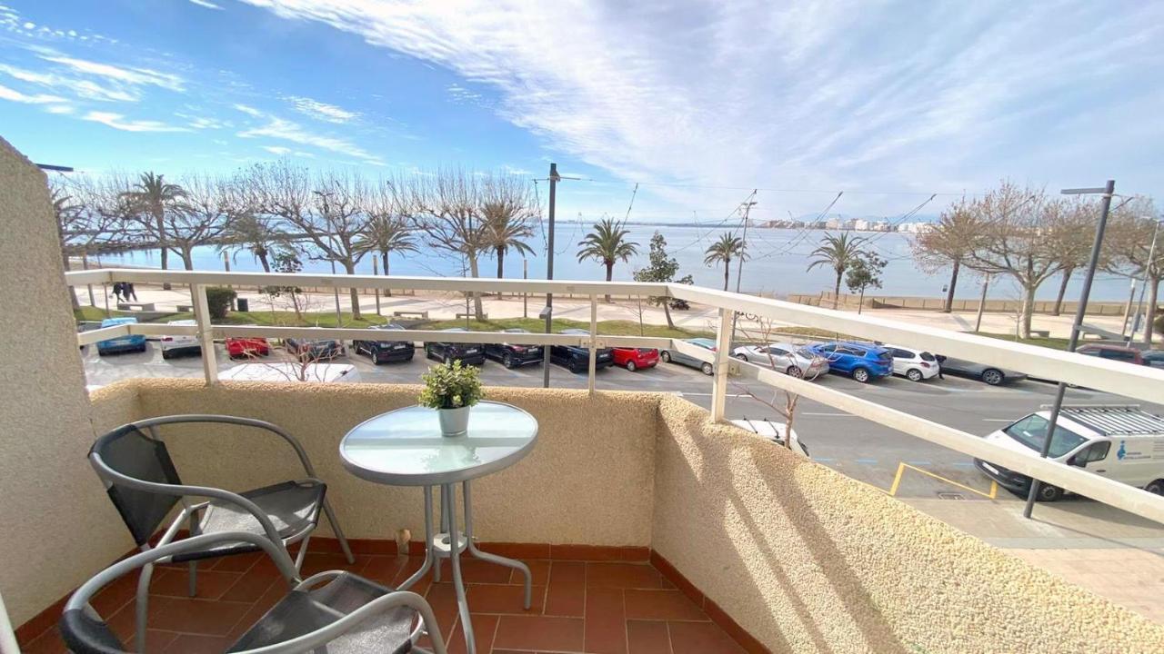 Rhode 1B Apartment Росес Екстериор снимка